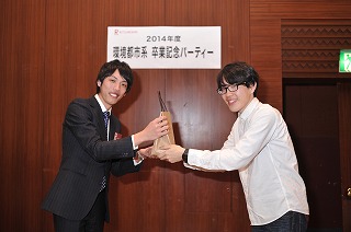 thumb_sotsugyou_party (25).jpg